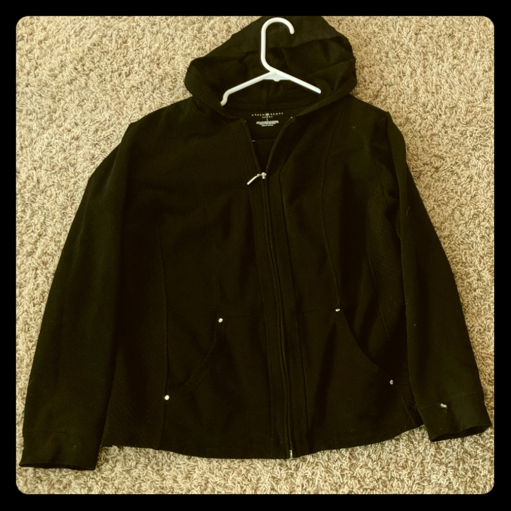 Karen Scott black performance zip up